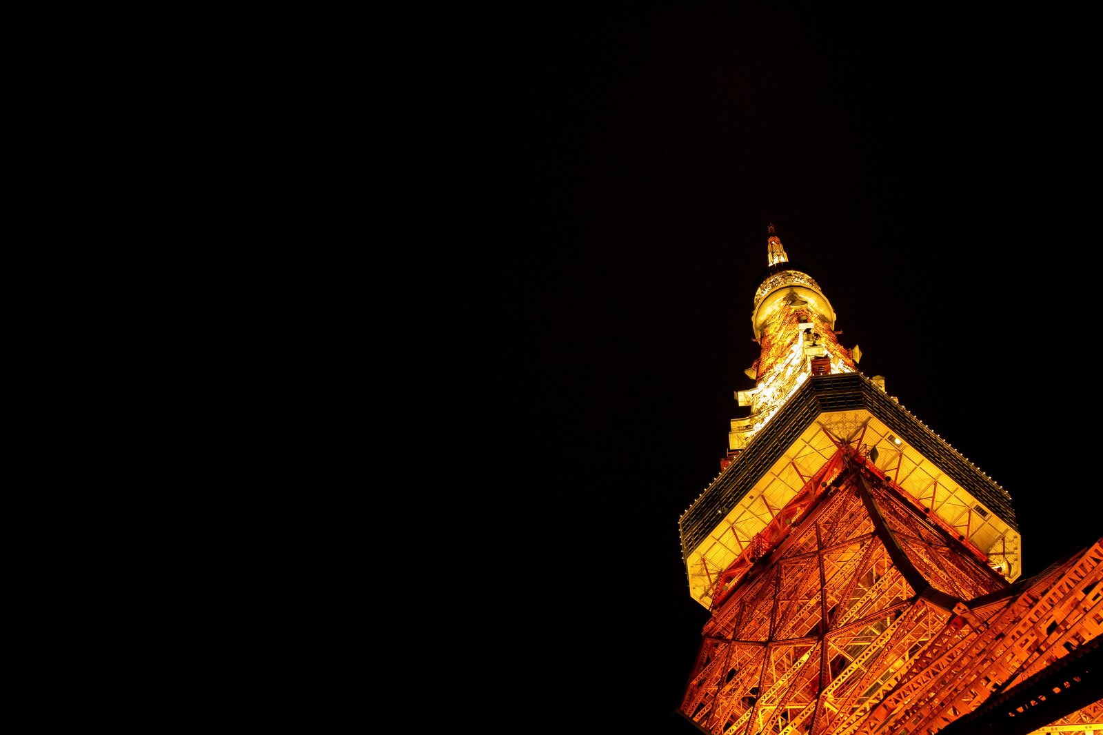 黒部ダム建設と合わせて高度経済成長期を盛り上げた建造物