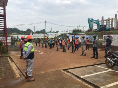 現場監督の朝礼のコツ【緊張しない×ネタ切れしない3つの方法も解説】