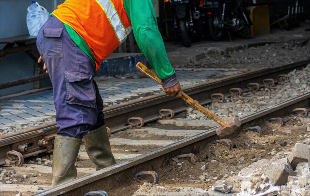 鉄道電気工事のきついところ5選