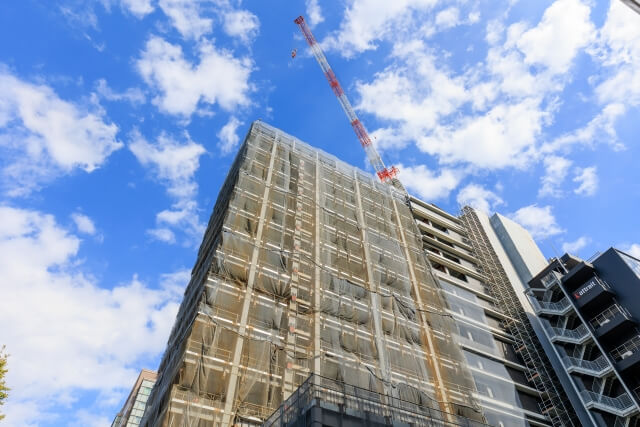 ビル工事現場
